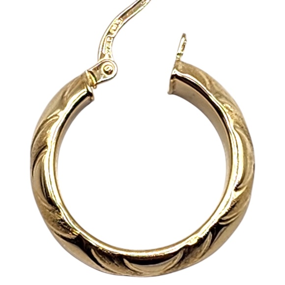 14 Karat Yellow Gold Circle X Hoop Earrings #20471 - Picture 5 of 7